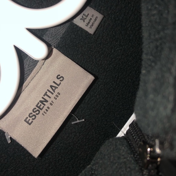 Fear Of God Essentials Fleece Half Zip-Up - Picture 3 of 3